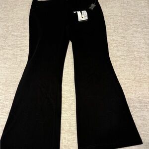 Celebrity Pink boot cut black pant size 20.
New with tags.